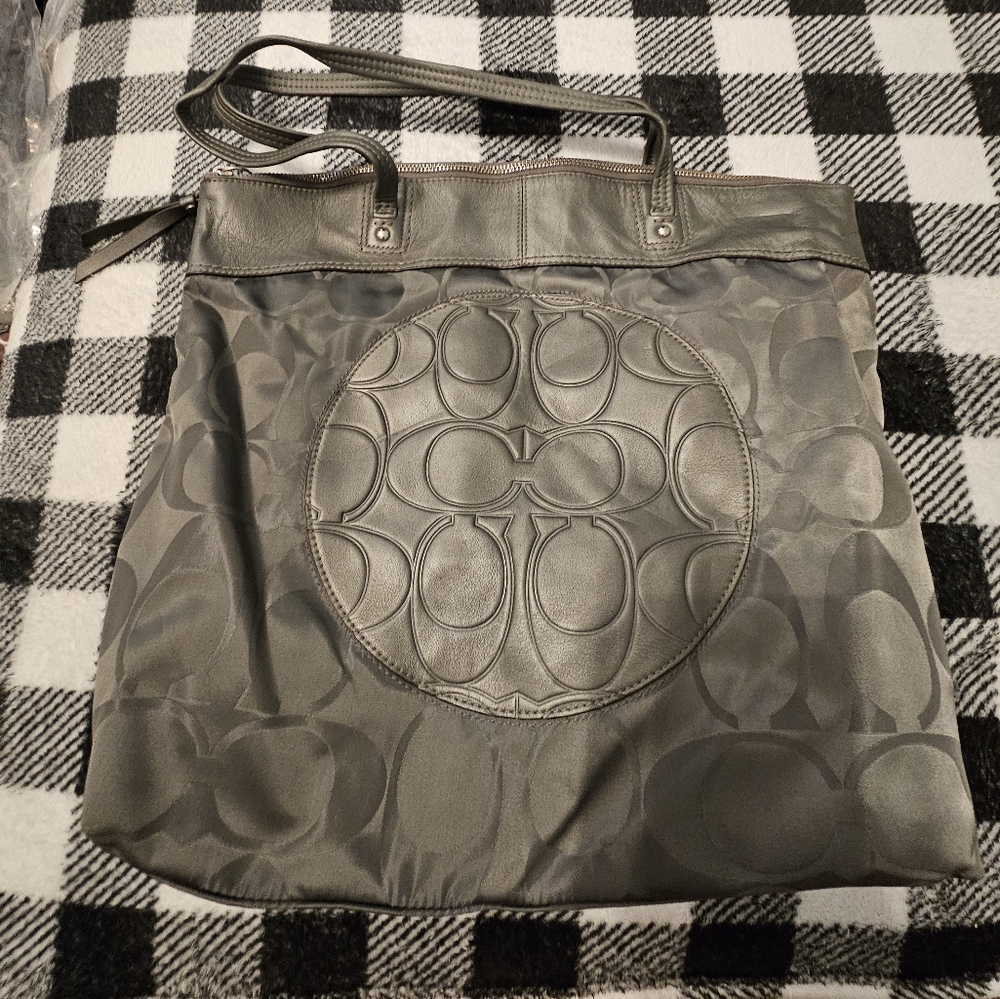 Coach tote
